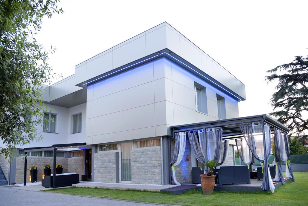 B&B Live09 Design Pisa Exterior foto